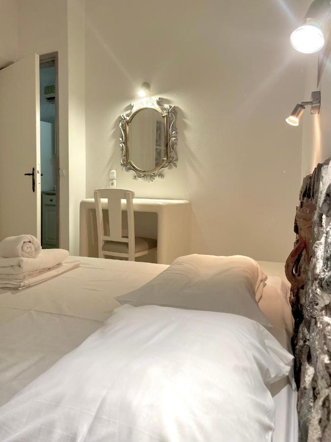 Villa Maina คามารี ภายนอก รูปภาพ