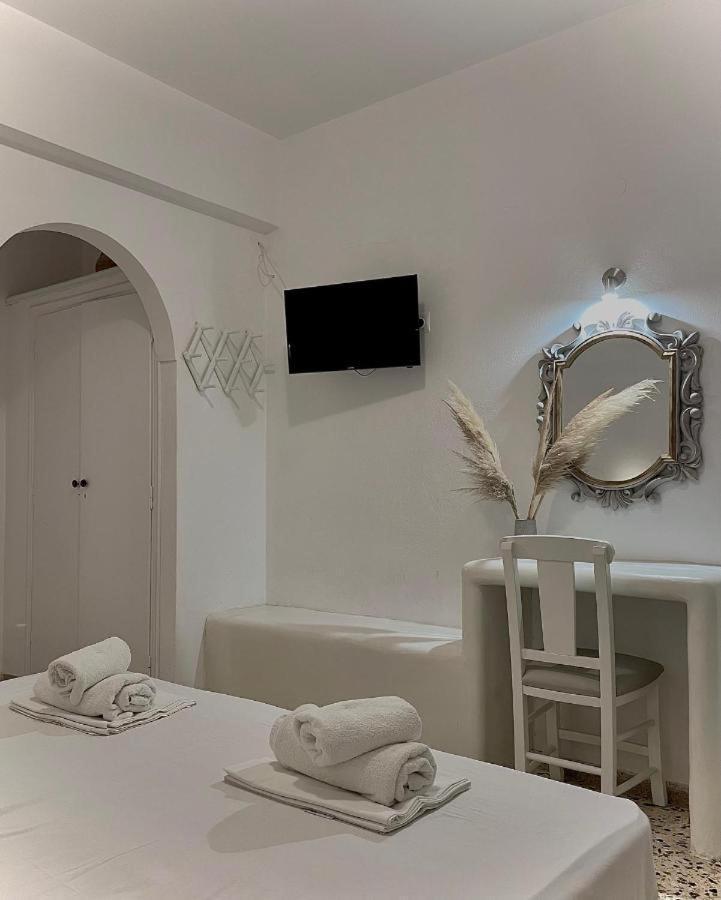 Villa Maina คามารี ภายนอก รูปภาพ